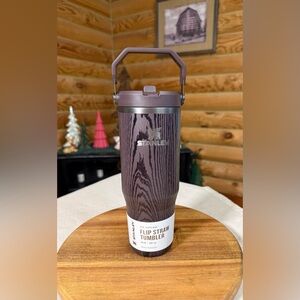 REDWOOD Rae Dunn 30oz Woodgrain Flip Straw Tumbler